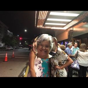 Meet your Posher, Marian